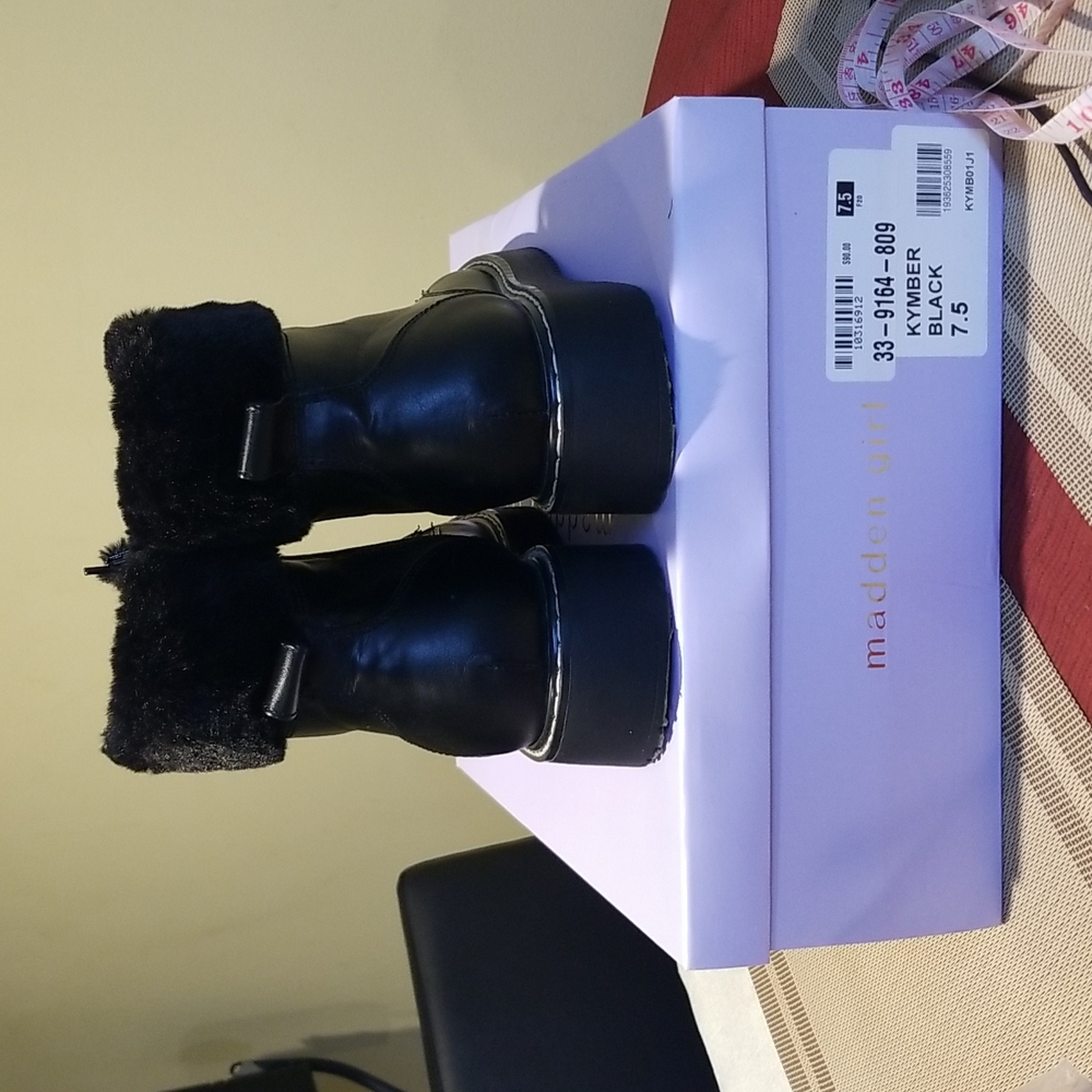 Steve madden boots